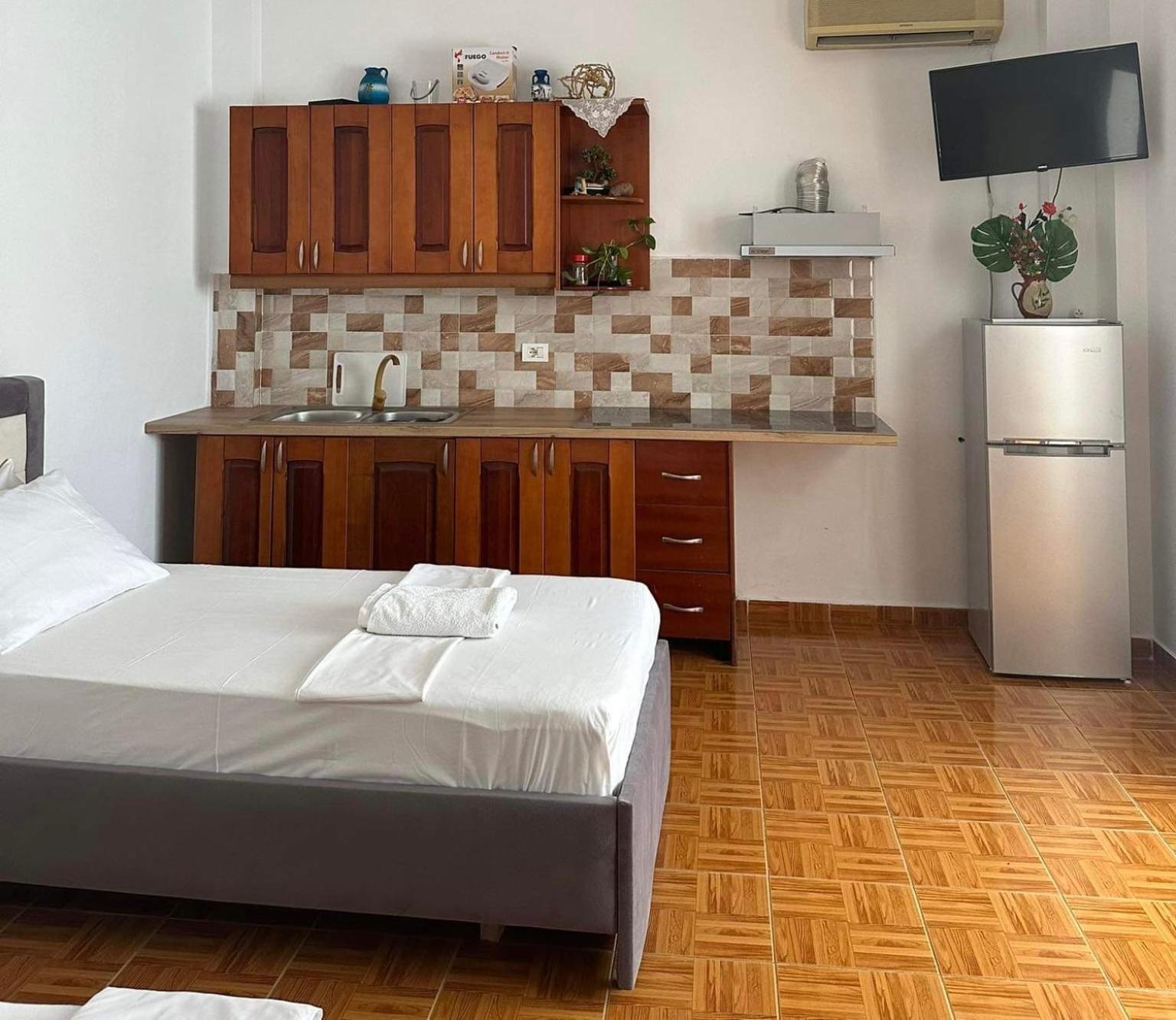 Nardi Guesthouse Ксамил Экстерьер фото